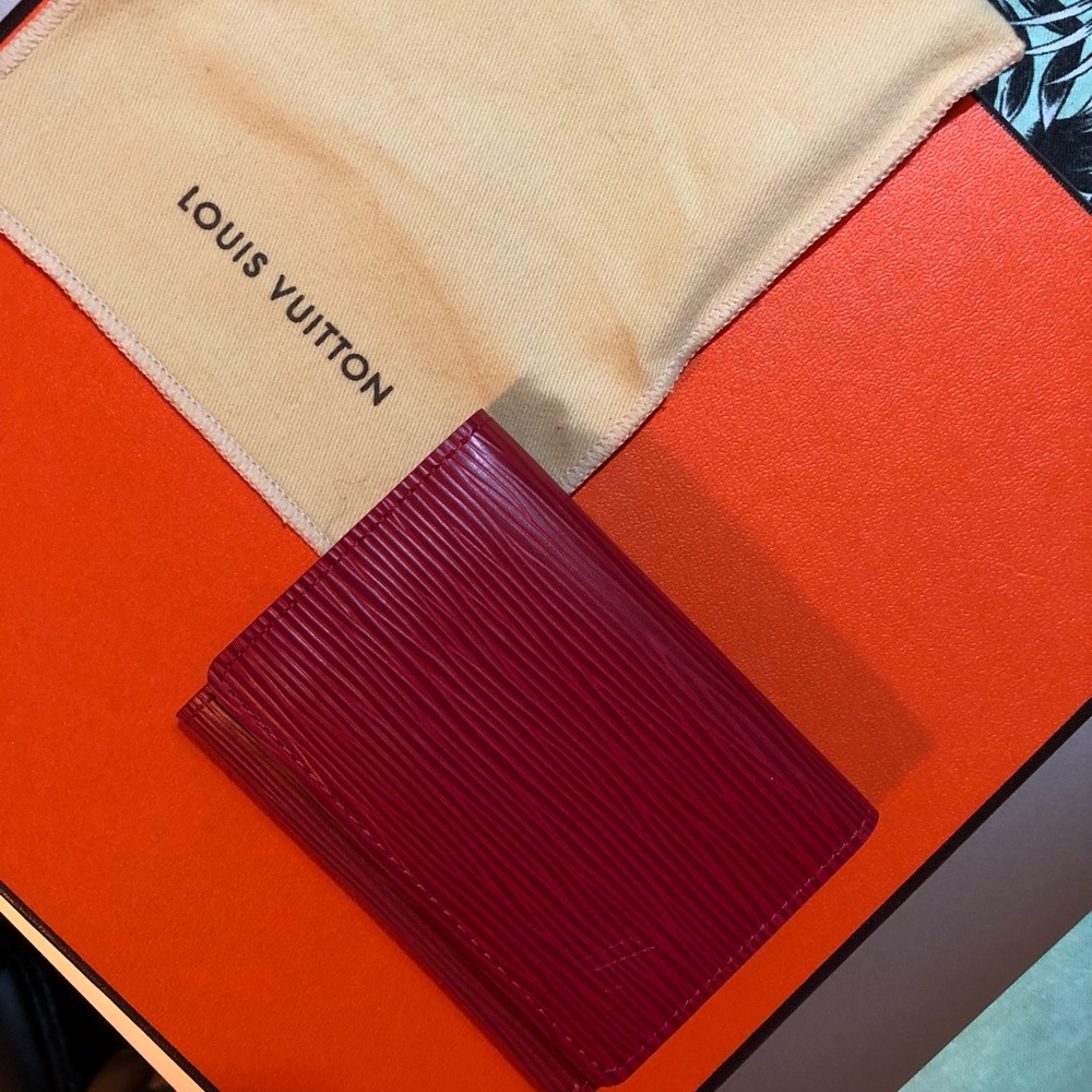 Authentic Louis Vuitton Epi Leather Card Wallet